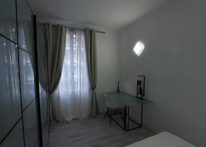 شقة First Floor Fully Renovated أنتيب