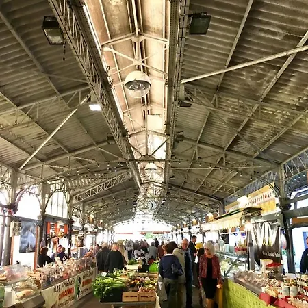 First Floor Fully Renovated 아파트