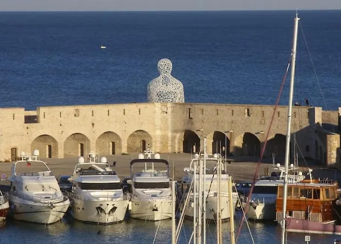 First Floor Fully Renovated Αντίμπ