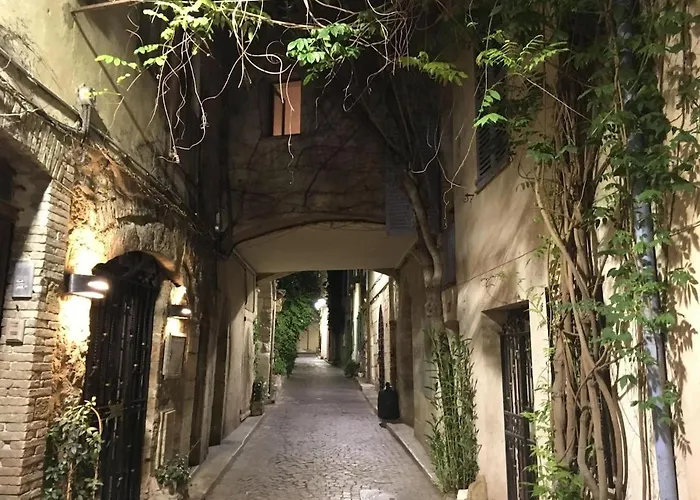 First Floor Fully Renovated * Αντίμπ