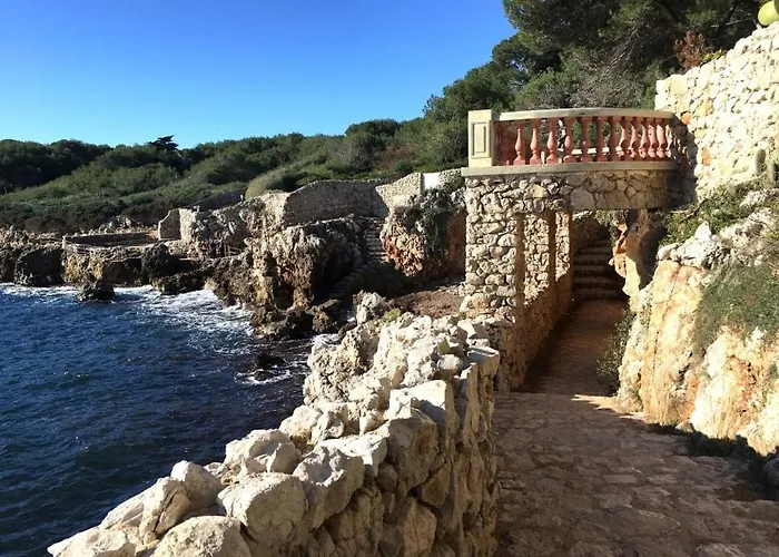 First Floor Fully Renovated *