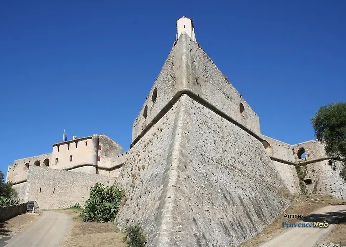 First Floor Fully Renovated Διαμέρισμα